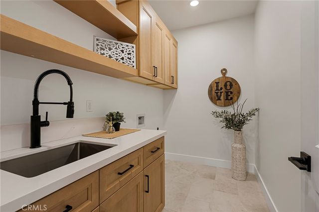 827 Camellia Drive, Paradise, CA 95969