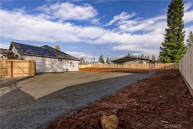 827 Camellia Drive, Paradise, CA 95969