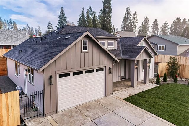 827 Camellia Drive, Paradise, CA 95969