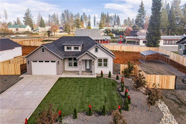 827 Camellia Drive, Paradise, CA 95969