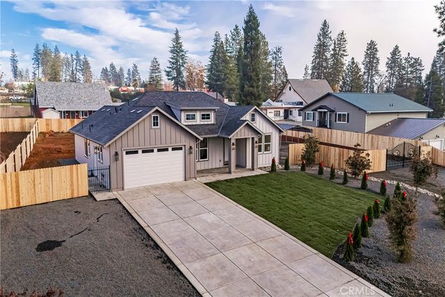 827 Camellia Drive, Paradise, CA 95969