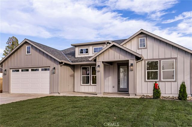 827 Camellia Drive, Paradise, CA 95969