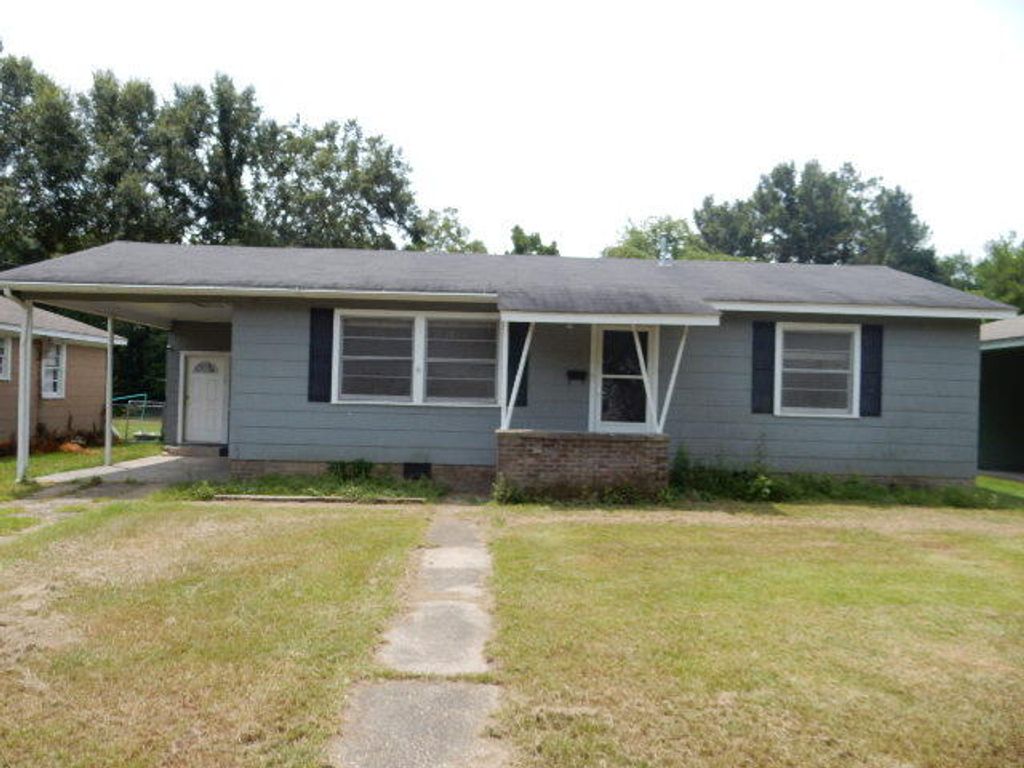 313 Petal Dr., Petal, MS 39465
