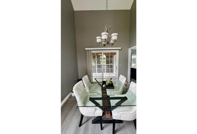 10170 S Hampton DRIVE, Oak Creek, WI 53154