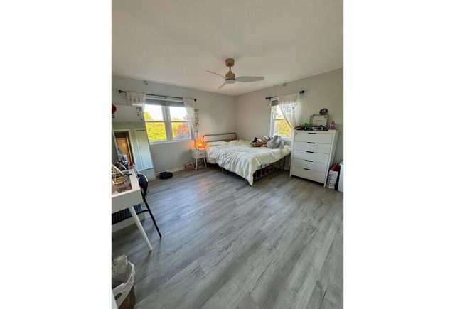10170 S Hampton DRIVE, Oak Creek, WI 53154