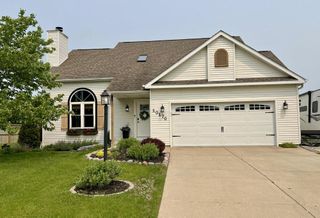 10170 S Hampton DRIVE, Oak Creek, WI 53154