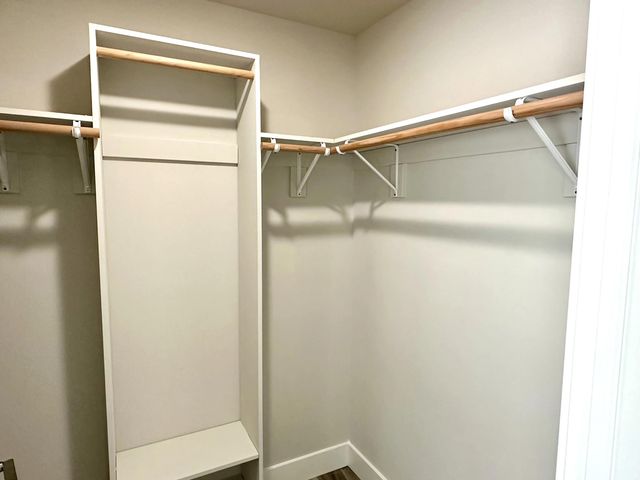 2514 Clinton Way, Jackson, MI 49201