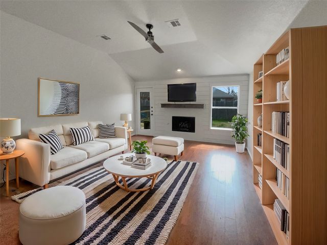 507 Pinto Lane, Forney, TX 75126