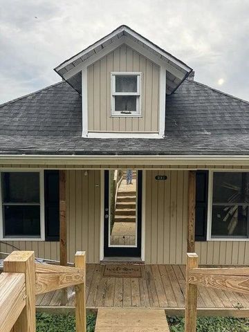 323 Craig AVE, Vinton, VA 24179