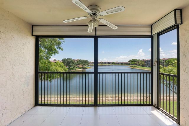 5828 Coral Lake Drive, Margate, FL 33063
