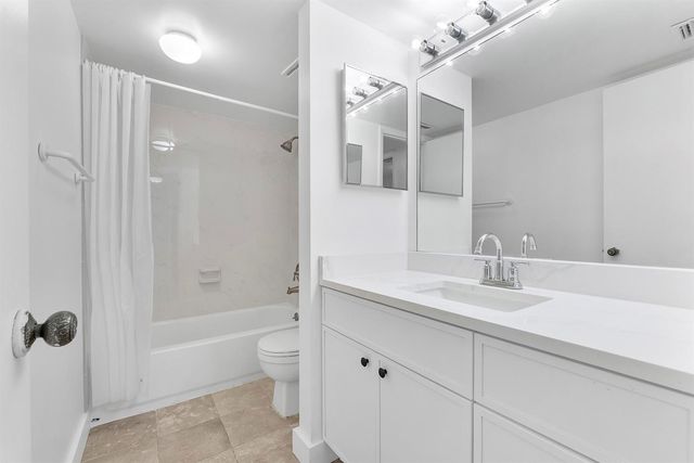 5828 Coral Lake Drive, Margate, FL 33063