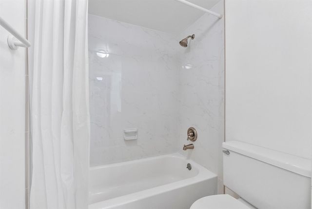 5828 Coral Lake Drive, Margate, FL 33063