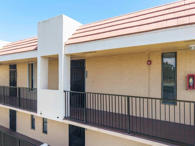 5828 Coral Lake Drive, Margate, FL 33063