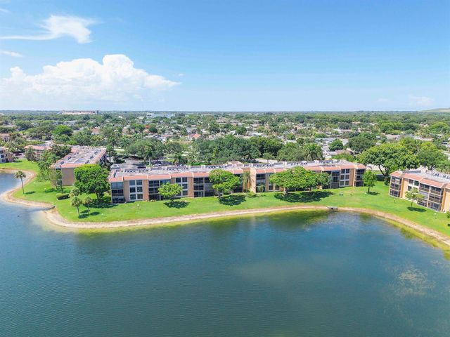 5828 Coral Lake Drive, Margate, FL 33063