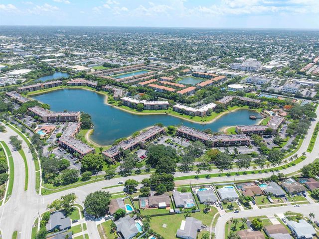 5828 Coral Lake Drive, Margate, FL 33063