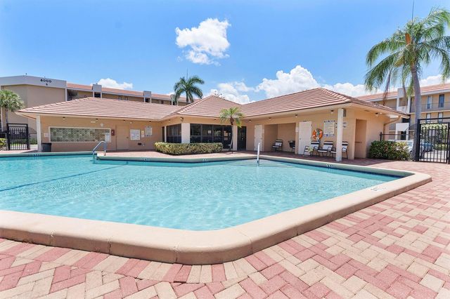 5828 Coral Lake Drive, Margate, FL 33063