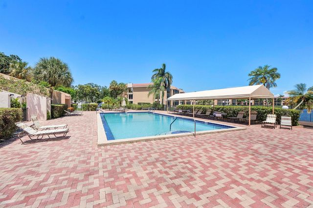 5828 Coral Lake Drive, Margate, FL 33063