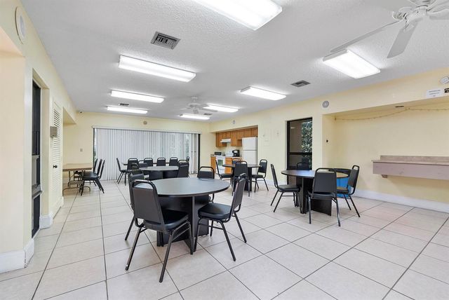 5828 Coral Lake Drive, Margate, FL 33063