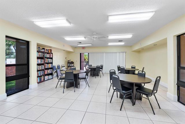 5828 Coral Lake Drive, Margate, FL 33063