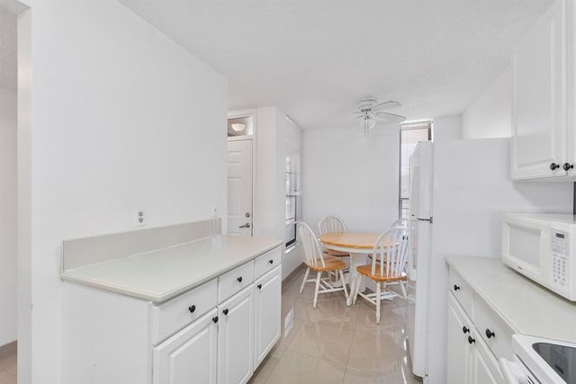 5828 Coral Lake Drive, Margate, FL 33063