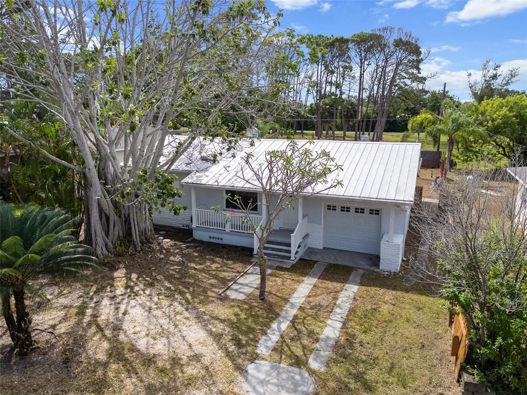 302 80TH AVENUE NE, St Petersburg, FL 33702