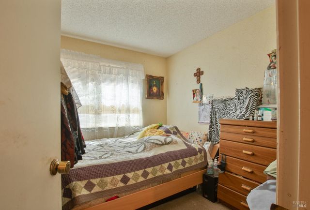 185 Lexington Dr, Vallejo, CA 94591