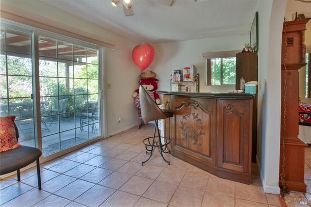 185 Lexington Dr, Vallejo, CA 94591