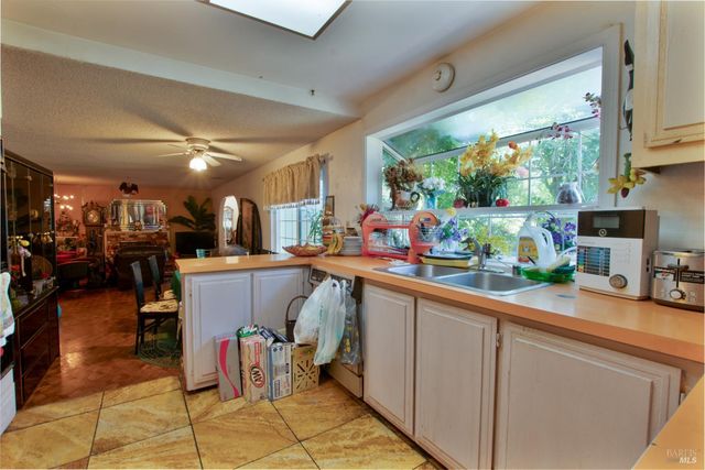 185 Lexington Dr, Vallejo, CA 94591