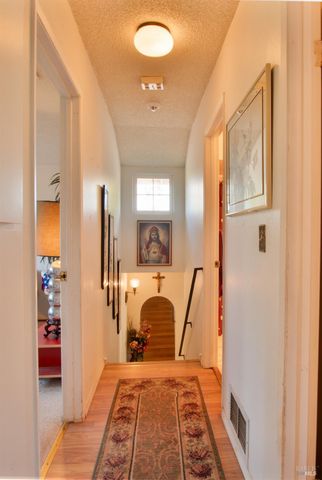 185 Lexington Dr, Vallejo, CA 94591