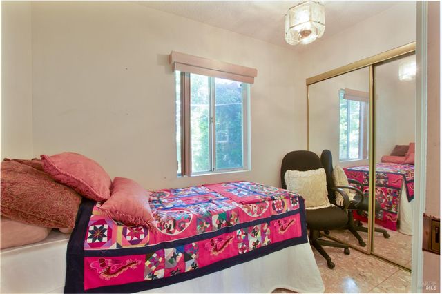 185 Lexington Dr, Vallejo, CA 94591