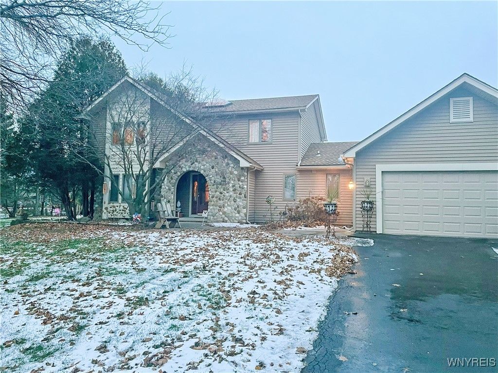 142 Yorktown Drive, Penfield, NY 14580