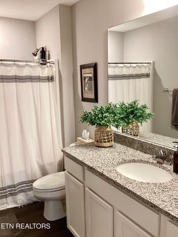 3627 Crimson Circle, Maryville, TN 37801