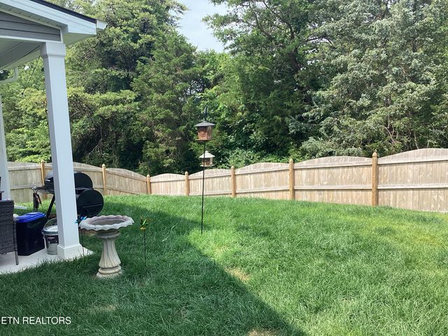 3627 Crimson Circle, Maryville, TN 37801