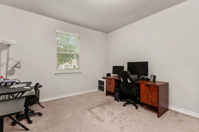 135 Mary Max CIR, San Marcos, TX 78666