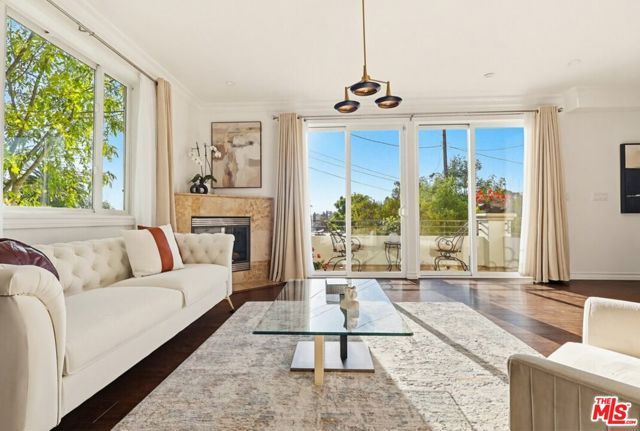 1526 Parmer Avenue, Los Angeles, CA 90026