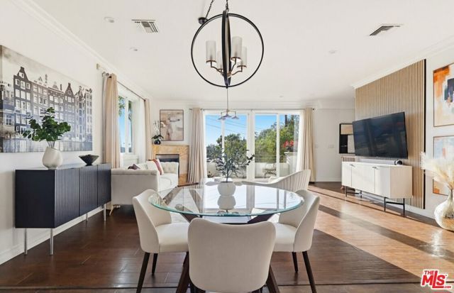 1526 Parmer Avenue, Los Angeles, CA 90026