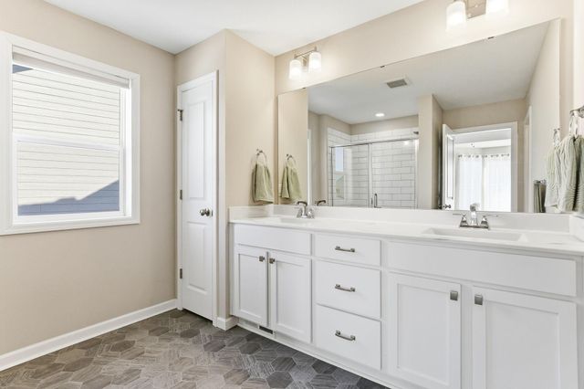 9931 Bluebird Street NW, Coon Rapids, MN 55433