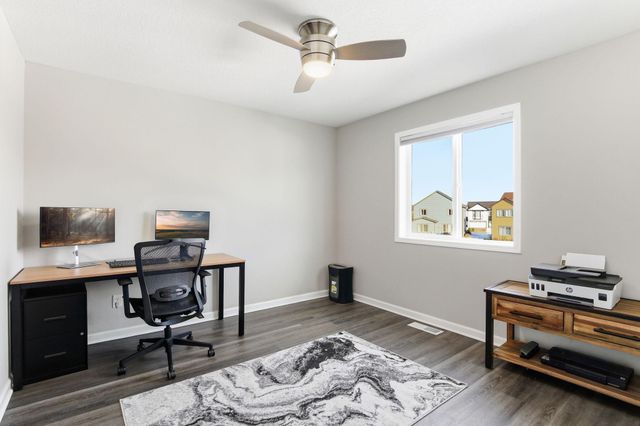9931 Bluebird Street NW, Coon Rapids, MN 55433