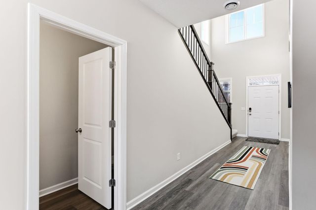 9931 Bluebird Street NW, Coon Rapids, MN 55433