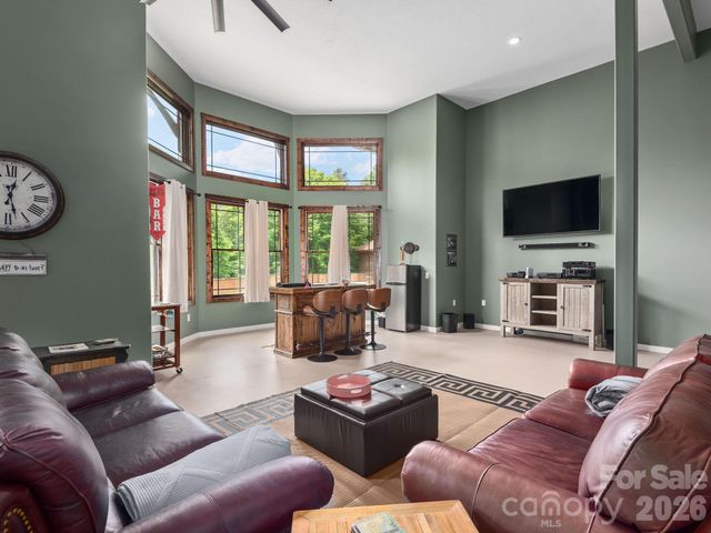 211 Embler No 2 Road, Alexander, NC 28701