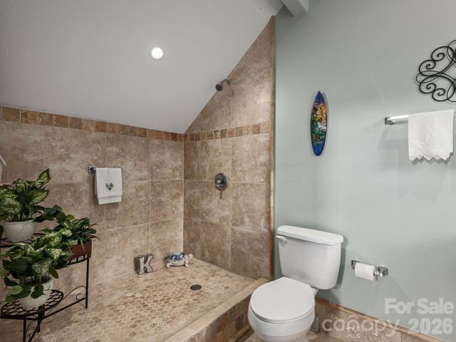 211 Embler No 2 Road, Alexander, NC 28701
