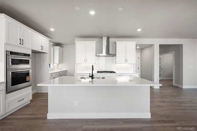 8652 Whiteclover Street, Littleton, CO 80125