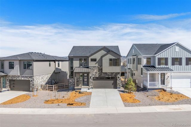 8652 Whiteclover Street, Littleton, CO 80125