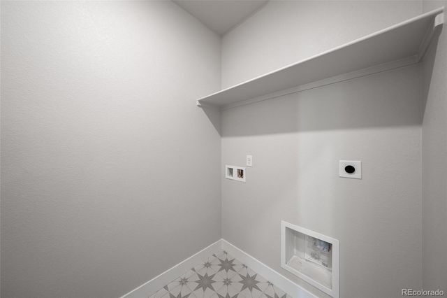 8652 Whiteclover Street, Littleton, CO 80125