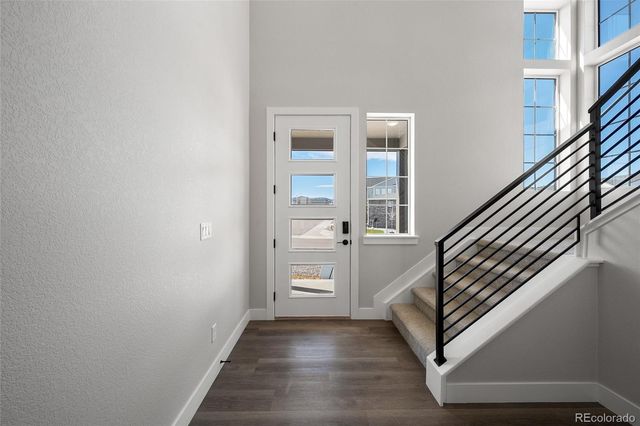 8652 Whiteclover Street, Littleton, CO 80125