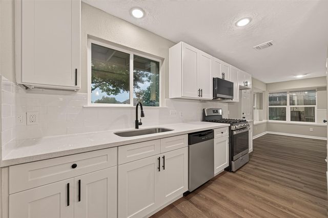 4170 Presidents Drive S, Houston, TX 77047