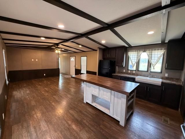 219 The Ranch RD B, Del Valle, TX 78617