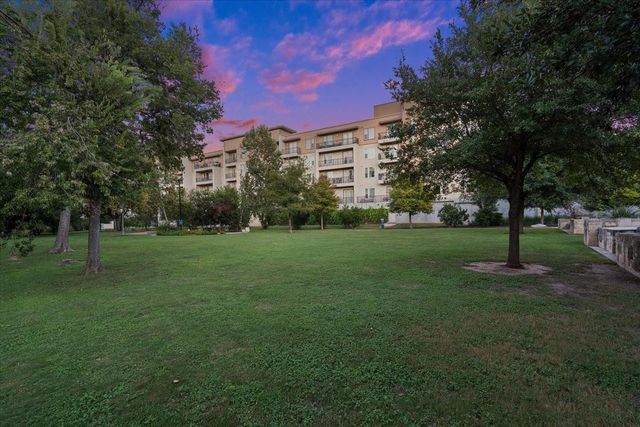 1900 Barton Springs RD 5001, Austin, TX 78704