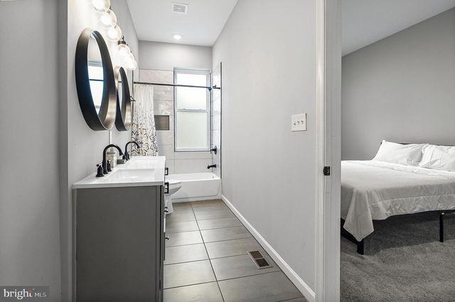 1219 N EDEN ST, Baltimore, MD 21213