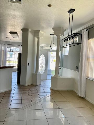 132 GOLF AIRE BLVD, Haines City, FL 33844